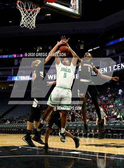 Thumbnail 3 in El Camino vs Marysville @ Golden 1 Center photogallery.