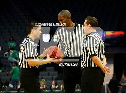 Thumbnail 3 in El Camino vs Marysville @ Golden 1 Center photogallery.