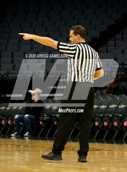 Thumbnail 1 in El Camino vs Marysville @ Golden 1 Center photogallery.