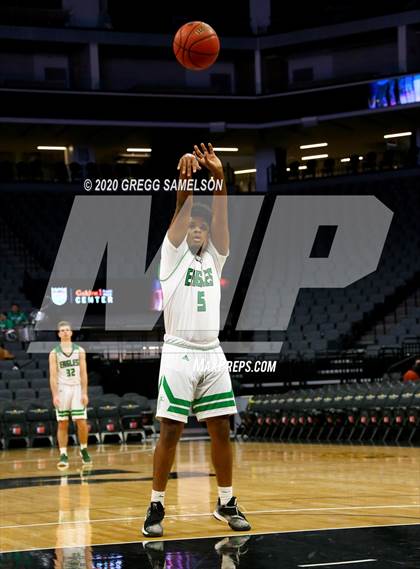 Thumbnail 3 in El Camino vs Marysville @ Golden 1 Center photogallery.