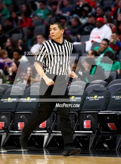 Thumbnail 3 in El Camino vs Marysville @ Golden 1 Center photogallery.