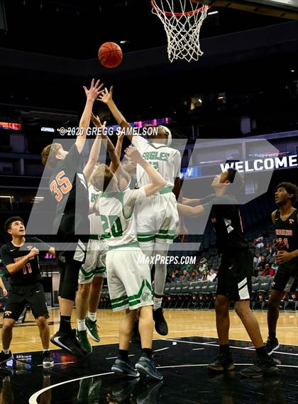 Thumbnail 1 in El Camino vs Marysville @ Golden 1 Center photogallery.