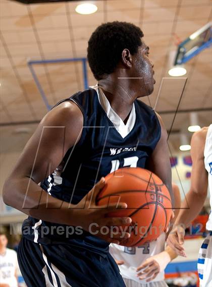Thumbnail 2 in Graves County vs Warren Central (Marshall County Hoopfest) photogallery.