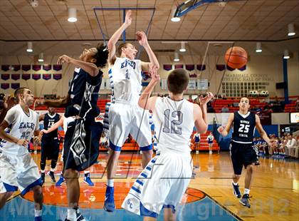 Thumbnail 1 in Graves County vs Warren Central (Marshall County Hoopfest) photogallery.