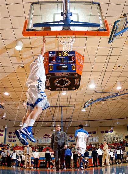 Thumbnail 2 in Graves County vs Warren Central (Marshall County Hoopfest) photogallery.