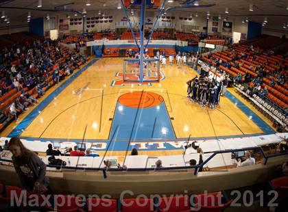 Thumbnail 1 in Graves County vs Warren Central (Marshall County Hoopfest) photogallery.