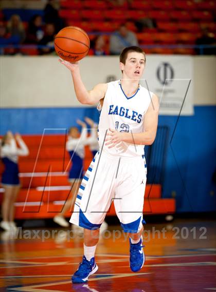 Thumbnail 2 in Graves County vs Warren Central (Marshall County Hoopfest) photogallery.