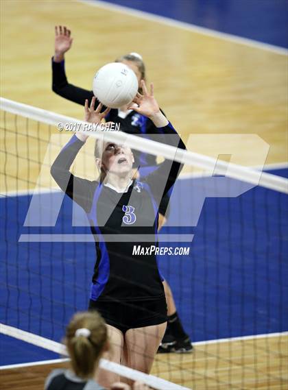 Thumbnail 2 in Lyons vs. Wiggins (CHSAA 2A Pool III Match 12) photogallery.