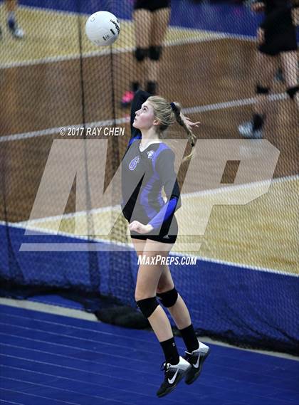 Thumbnail 1 in Lyons vs. Wiggins (CHSAA 2A Pool III Match 12) photogallery.