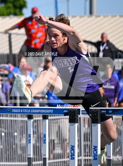 Thumbnail 1 in UHSAA Championships Day 3 photogallery.