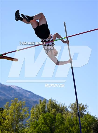 Thumbnail 2 in UHSAA Championships Day 3 photogallery.