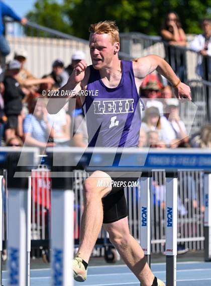 Thumbnail 2 in UHSAA Championships Day 3 photogallery.