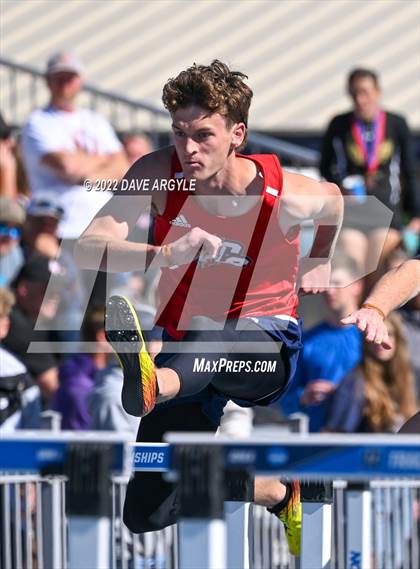 Thumbnail 1 in UHSAA Championships Day 3 photogallery.