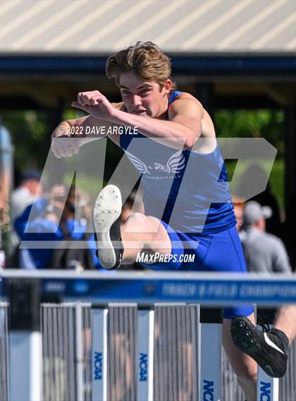 Thumbnail 3 in UHSAA Championships Day 3 photogallery.