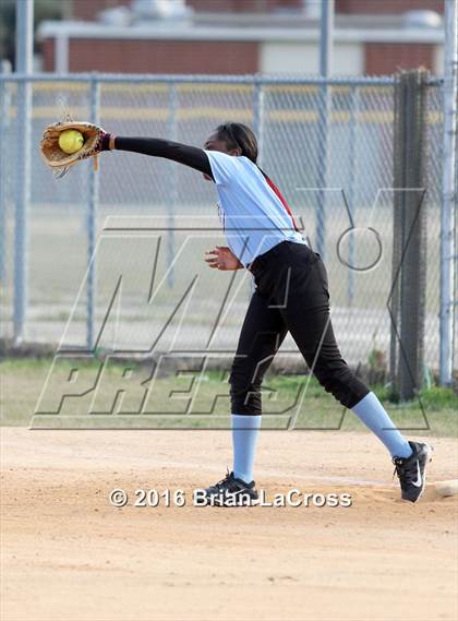 Thumbnail 3 in Ribault @ West Nassau photogallery.