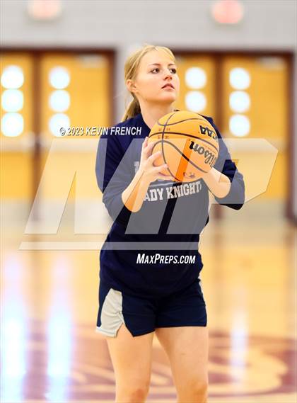 Thumbnail 2 in Higley vs Mountain Ridge (Mountain Ridge Girls Basketball Invitational) photogallery.