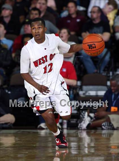 Thumbnail 2 in West Oso vs. A. Maceo Smith (UIL 2A  Semifinal) photogallery.