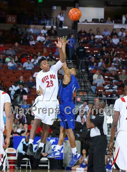 Thumbnail 1 in West Oso vs. A. Maceo Smith (UIL 2A  Semifinal) photogallery.