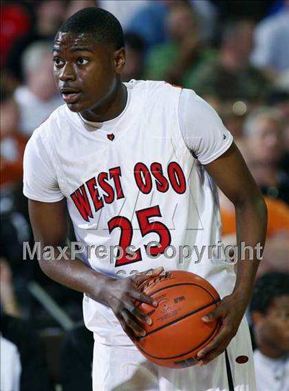Thumbnail 2 in West Oso vs. A. Maceo Smith (UIL 2A  Semifinal) photogallery.