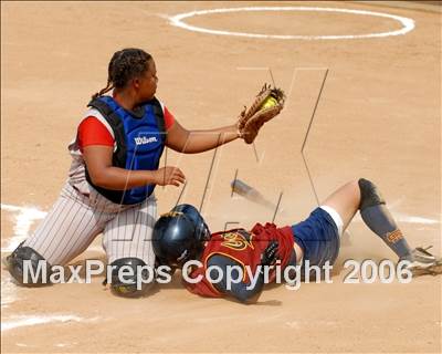 Thumbnail 2 in Serra vs. Cantwell Sacred Heart (D7 Section Final) photogallery.