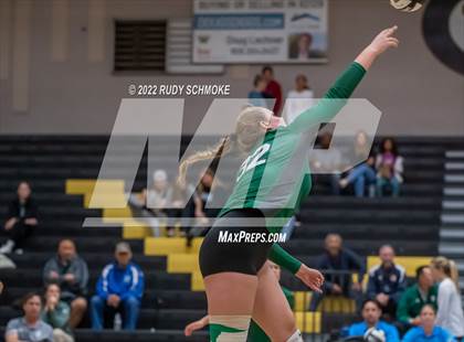Thumbnail 2 in Holtville vs. Helix (CIF SDS D3 finals) photogallery.