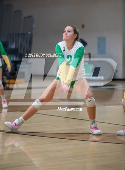 Thumbnail 1 in Holtville vs. Helix (CIF SDS D3 finals) photogallery.