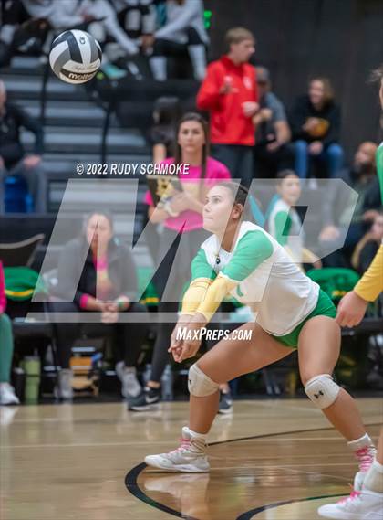 Thumbnail 2 in Holtville vs. Helix (CIF SDS D3 finals) photogallery.