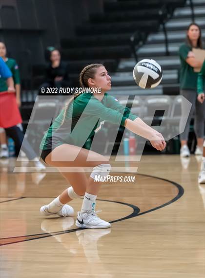 Thumbnail 3 in Holtville vs. Helix (CIF SDS D3 finals) photogallery.