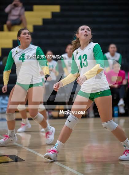 Thumbnail 1 in Holtville vs. Helix (CIF SDS D3 finals) photogallery.