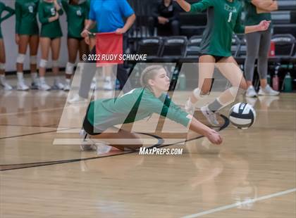Thumbnail 2 in Holtville vs. Helix (CIF SDS D3 finals) photogallery.