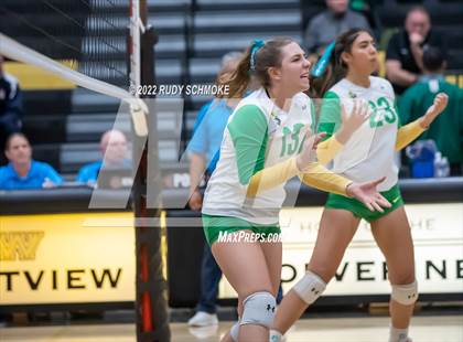 Thumbnail 2 in Holtville vs. Helix (CIF SDS D3 finals) photogallery.