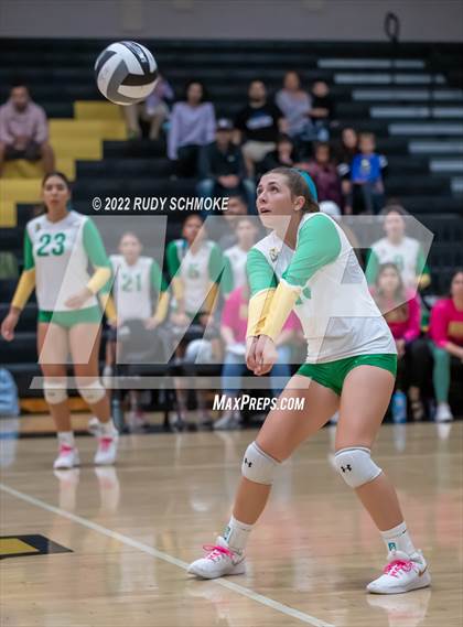 Thumbnail 1 in Holtville vs. Helix (CIF SDS D3 finals) photogallery.