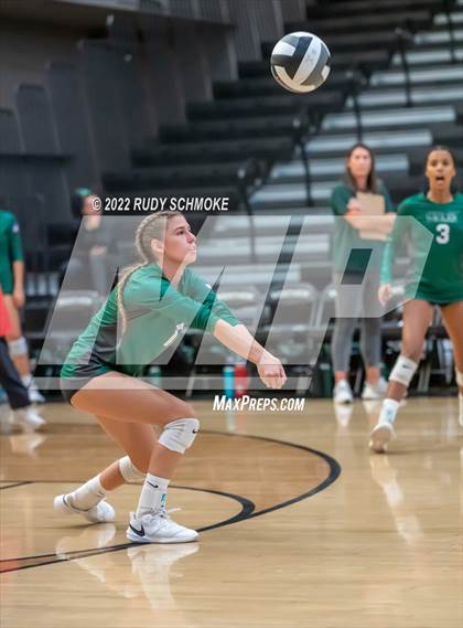 Thumbnail 1 in Holtville vs. Helix (CIF SDS D3 finals) photogallery.