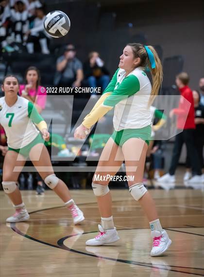 Thumbnail 1 in Holtville vs. Helix (CIF SDS D3 finals) photogallery.