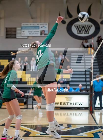 Thumbnail 2 in Holtville vs. Helix (CIF SDS D3 finals) photogallery.
