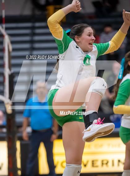 Thumbnail 3 in Holtville vs. Helix (CIF SDS D3 finals) photogallery.
