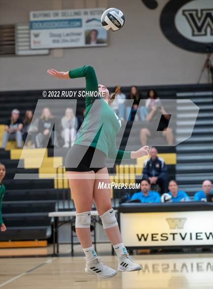 Thumbnail 2 in Holtville vs. Helix (CIF SDS D3 finals) photogallery.
