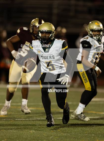 Thumbnail 2 in Indianapolis Crispus Attucks @ Brebeuf Jesuit Preparatory (Sectional S22 Round 1) photogallery.