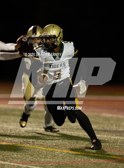 Thumbnail 3 in Indianapolis Crispus Attucks @ Brebeuf Jesuit Preparatory (Sectional S22 Round 1) photogallery.