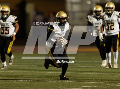 Thumbnail 3 in Indianapolis Crispus Attucks @ Brebeuf Jesuit Preparatory (Sectional S22 Round 1) photogallery.