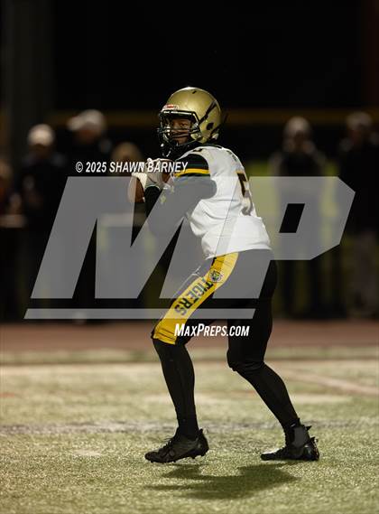 Thumbnail 3 in Indianapolis Crispus Attucks @ Brebeuf Jesuit Preparatory (Sectional S22 Round 1) photogallery.