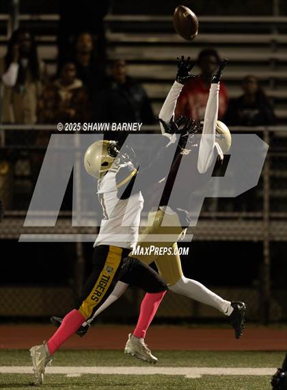 Thumbnail 1 in Indianapolis Crispus Attucks @ Brebeuf Jesuit Preparatory (Sectional S22 Round 1) photogallery.