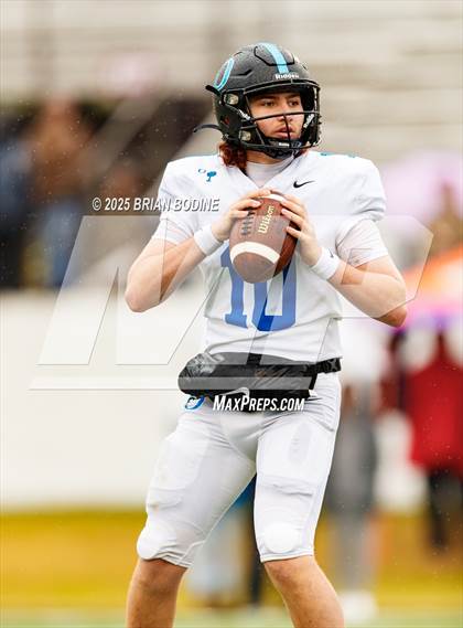 Thumbnail 3 in Oceanside Collegiate Academy vs Belton-Honea Path (SCHSL 3A Final) photogallery.