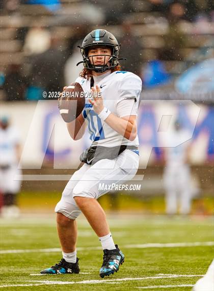 Thumbnail 3 in Oceanside Collegiate Academy vs Belton-Honea Path (SCHSL 3A Final) photogallery.