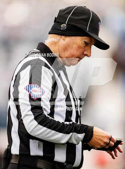 Thumbnail 2 in Oceanside Collegiate Academy vs Belton-Honea Path (SCHSL 3A Final) photogallery.