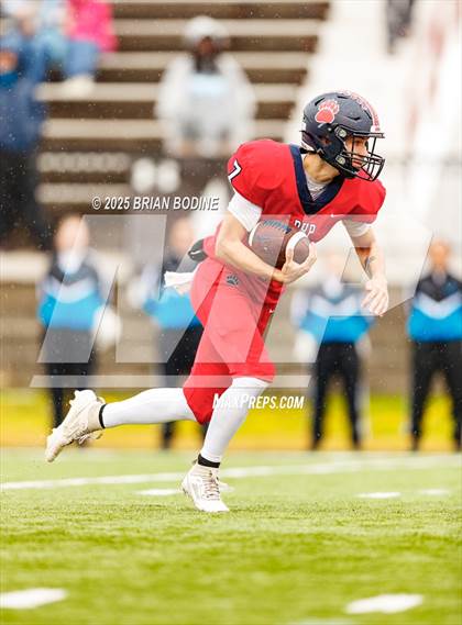 Thumbnail 2 in Oceanside Collegiate Academy vs Belton-Honea Path (SCHSL 3A Final) photogallery.