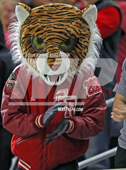 Thumbnail 1 in Glen Rose @ Iowa Park (UIL 4A Division 2 Quarterfinal) photogallery.