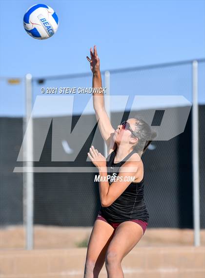 Thumbnail 2 in Mesquite vs Salpointe Catholic @ Casteel (AIA Division 2 Semifinals) photogallery.