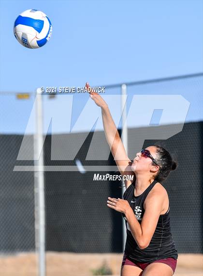 Thumbnail 1 in Mesquite vs Salpointe Catholic @ Casteel (AIA Division 2 Semifinals) photogallery.