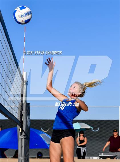 Thumbnail 1 in Mesquite vs Salpointe Catholic @ Casteel (AIA Division 2 Semifinals) photogallery.